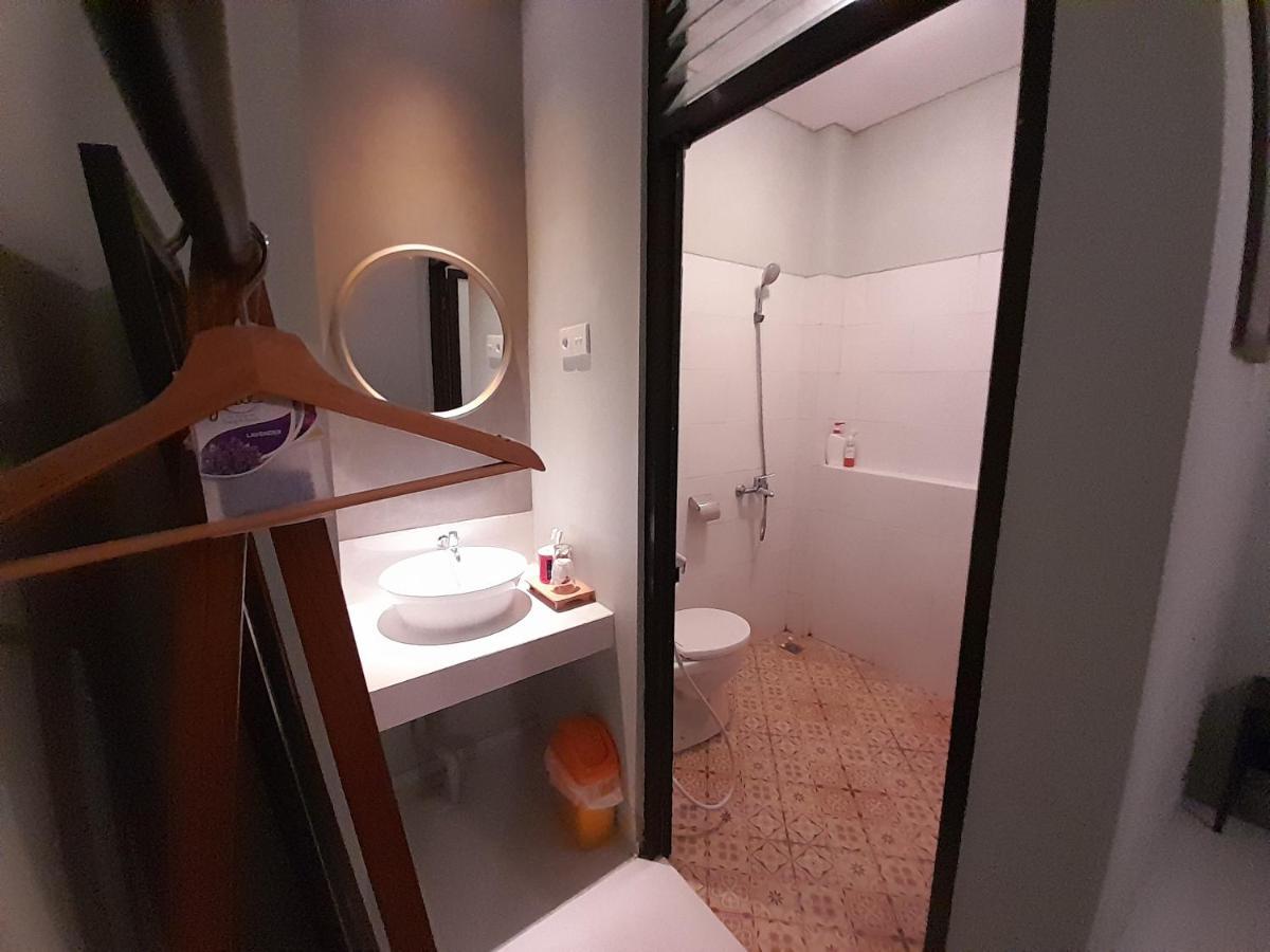 Sabi Guest House - Strategic Family -Married Couples Only- Hostel In Prawirotaman Jogyakarta Zewnętrze zdjęcie
