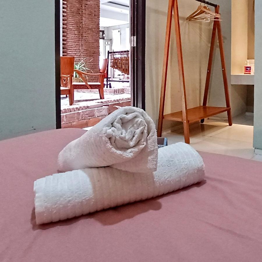 Sabi Guest House - Strategic Family -Married Couples Only- Hostel In Prawirotaman Jogyakarta Zewnętrze zdjęcie